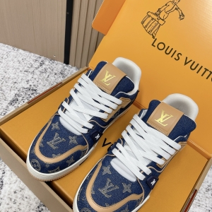 LV Trainer sneakers, in blue denim.