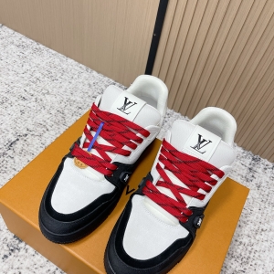 This LV Train Maxi shoe