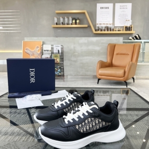 Dior B27 Oblique Monogram Paneled Low-Top Sneakers