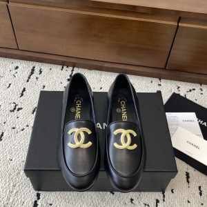 25C Autumn/Winter New Arrival: Low-Heeled Round Pointed Toe Flat Shoes