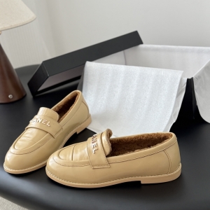 Chanel 25K Fall/Winter New Style Fuzzy Loafers