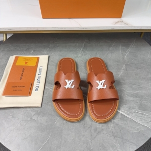 LV Isola flat mules
