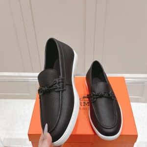 Hermès Lgnacio series couple loafers, casual sneakers