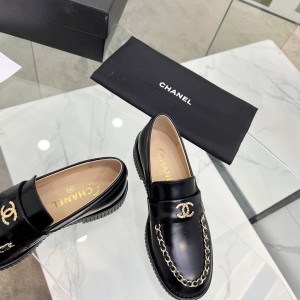 Chanel classic color-block loafers