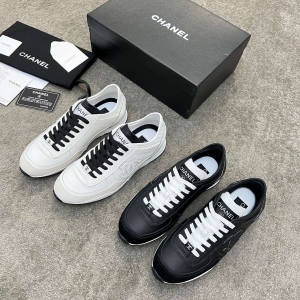 2025c New Casual Sports Shoes/Sneakers