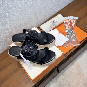 Hermès Ithea 30 wedge espadrilles
