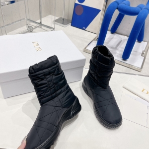 Dior Quilted Black Diamond-Stitch Puffer Boots