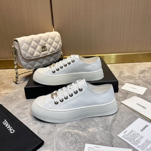 Chanel – 2024 Top Casual Sneakers