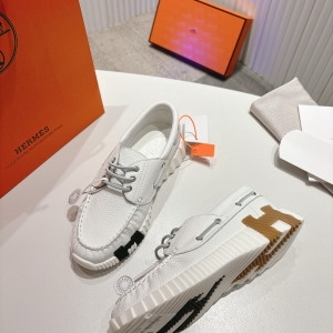 Hermès "H" element mule casual shoes