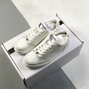 Chanel classic sporty casual sneakers