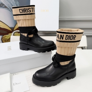 Dior Autumn/Winter New Knight Knee-High Boots