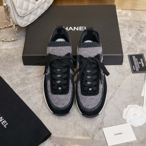 Chanel - Top-of-the-line casual sneakers