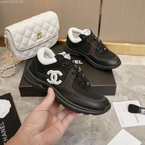 Chanel - Top-of-the-line casual sneakers
