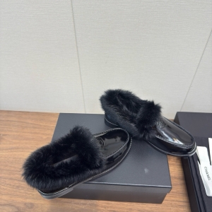 25n Autumn/Winter Furry Shoes Collection: Loafers, Fuzzy Shoes