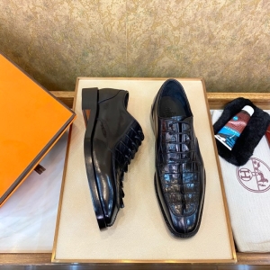 Hermès: The epitome of French luxury.