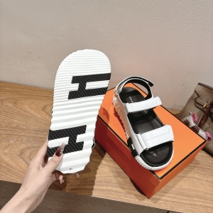 Hermès Giga sneakers 2025 new arrivals