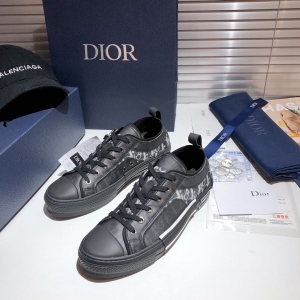 Dior B23 Oblique Black & Grey Low-Top Sneakers